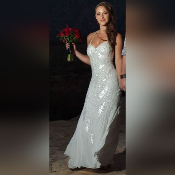 Stunning Glitzy Wedding or Prom dress - Picture 5 of 9